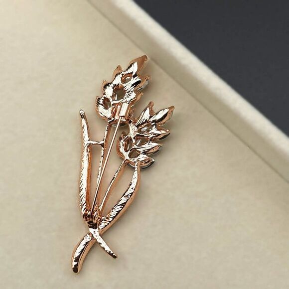 Rose Gold with White Diamond Crystal Wheat Ear Plant Bouquet Pin Back Brooch - Picture 6 of 8